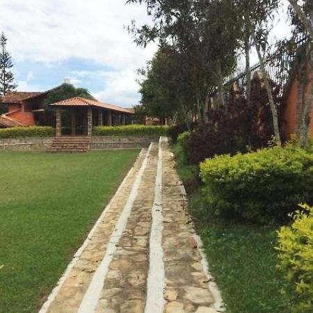 Hotel Cristo Rey Campestre Los Santos  Eksteriør bilde