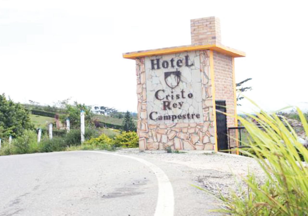 Hotel Cristo Rey Campestre Los Santos  Eksteriør bilde