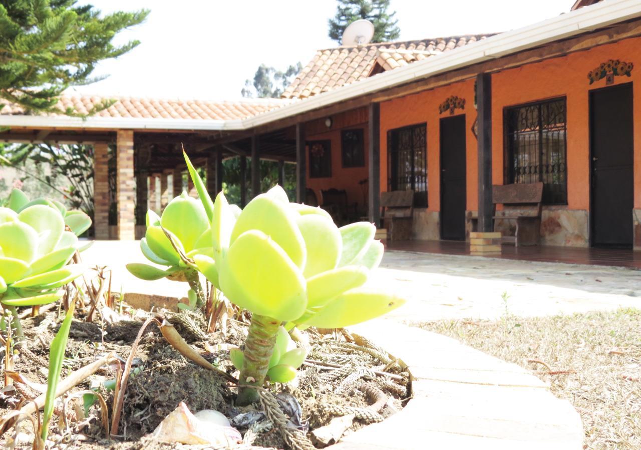 Hotel Cristo Rey Campestre Los Santos  Eksteriør bilde